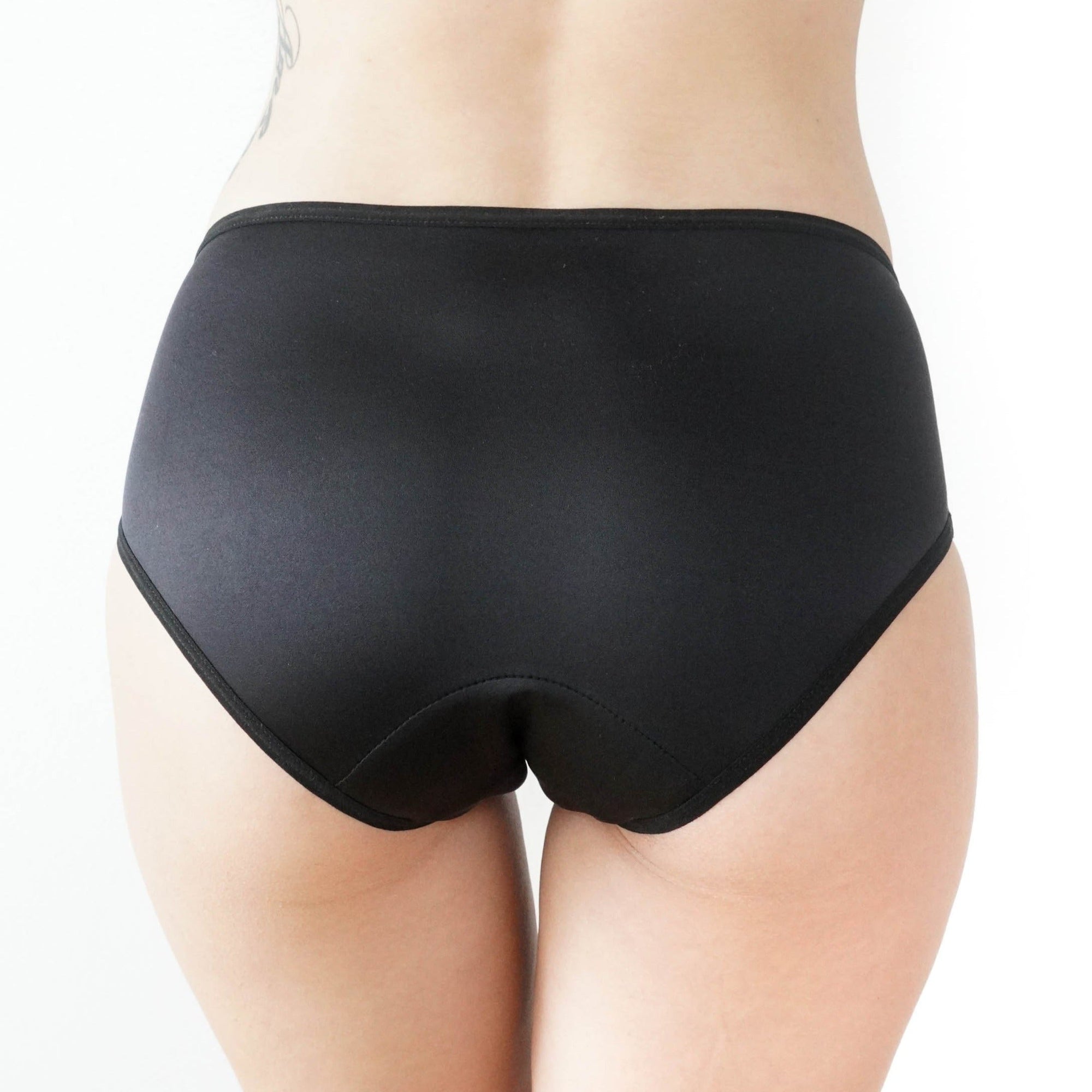 Lily of the Valley - Hipster Moderate Absorbency Period Undies | Black